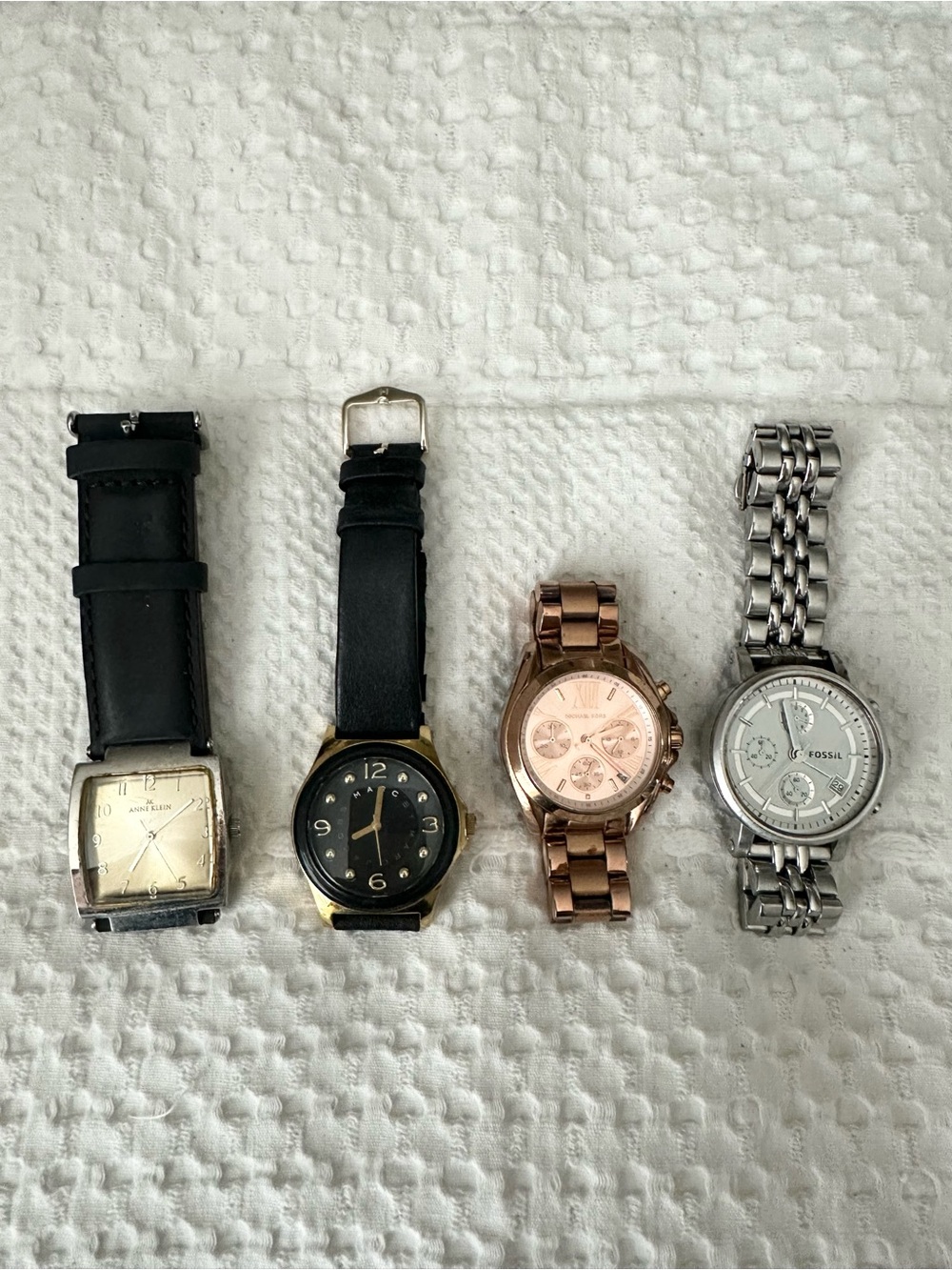 Lot of 4 Women's Bracelet Watches Set